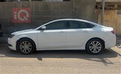 Chrysler 200